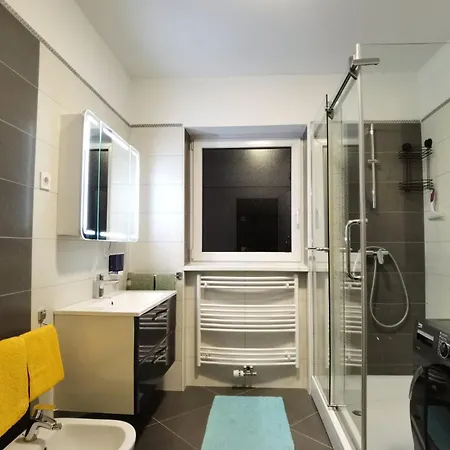 Comfortable For Long-term דירה