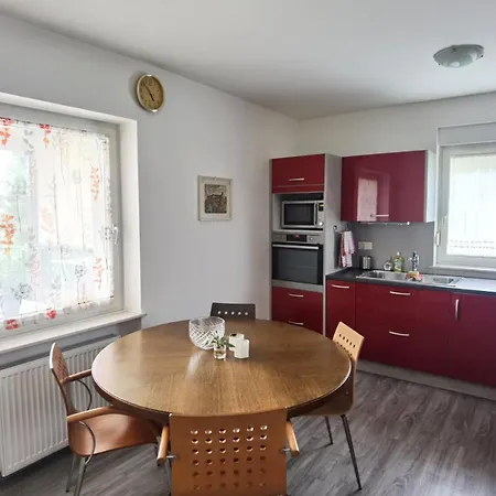 Apartment Comfortable For Long-term