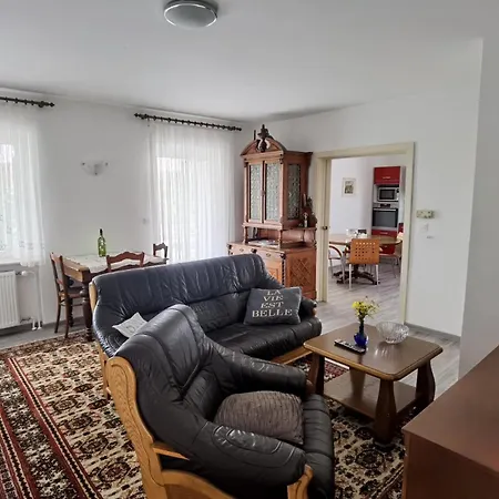 Apartment Comfortable For Long-term